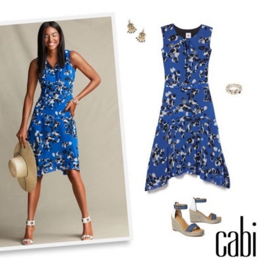 NWT Cabi 5576 Untamed Dress electric blue floral size Medium